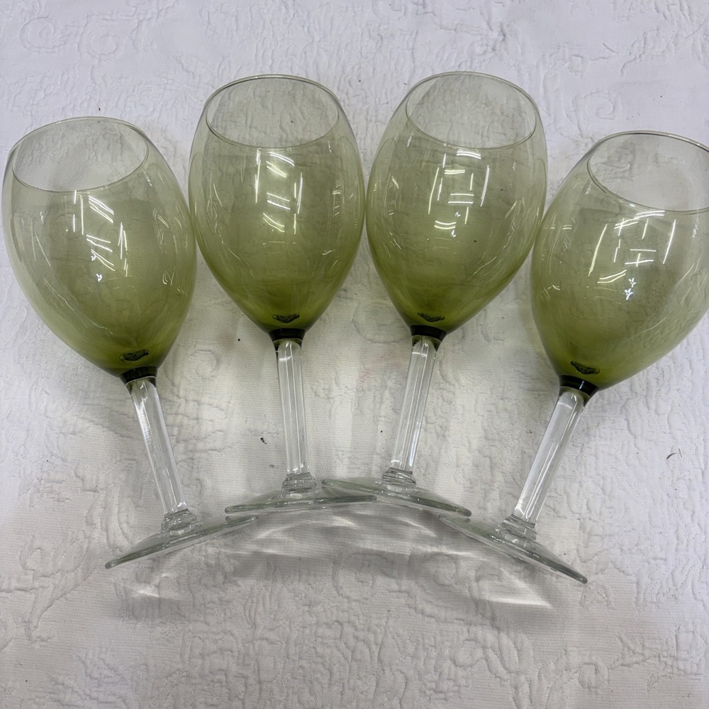 Set of 4 Olive Green w/ Clear Stem Large Balloon Style Wine Glasses -Set/Lot